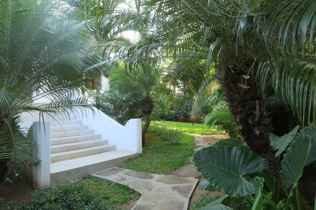 Bed and Breakfast Swahili House Малинди Экстерьер фото